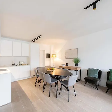 Stylish Duplex For 8 In Apartman Antwerpen